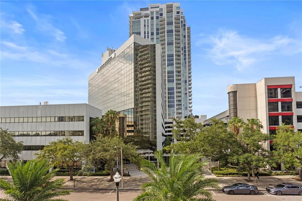 En Venta: $859,995 (2 camas, 2 baños, 1370 Pies cuadrados)