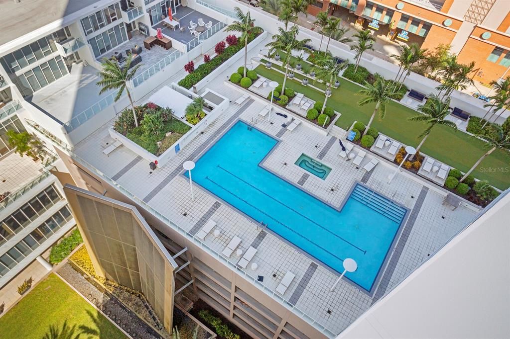 En Venta: $859,995 (2 camas, 2 baños, 1370 Pies cuadrados)