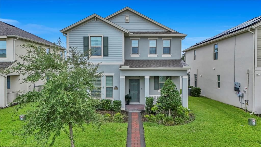 For Sale: $567,900 (3 beds, 2 baths, 2216 Square Feet)