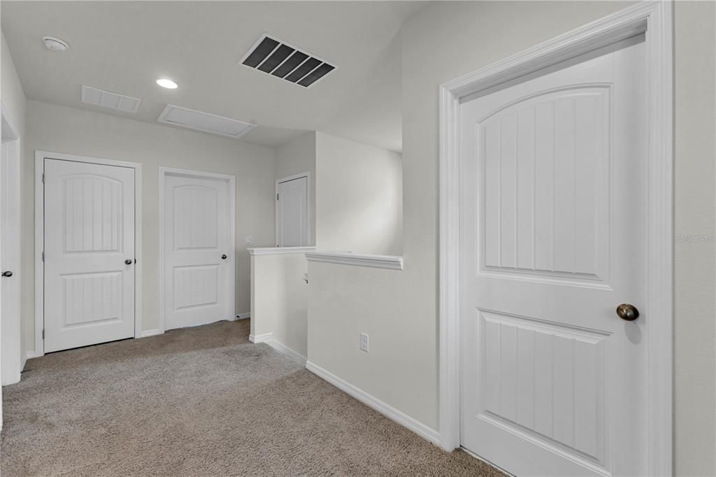 For Sale: $567,900 (3 beds, 2 baths, 2216 Square Feet)