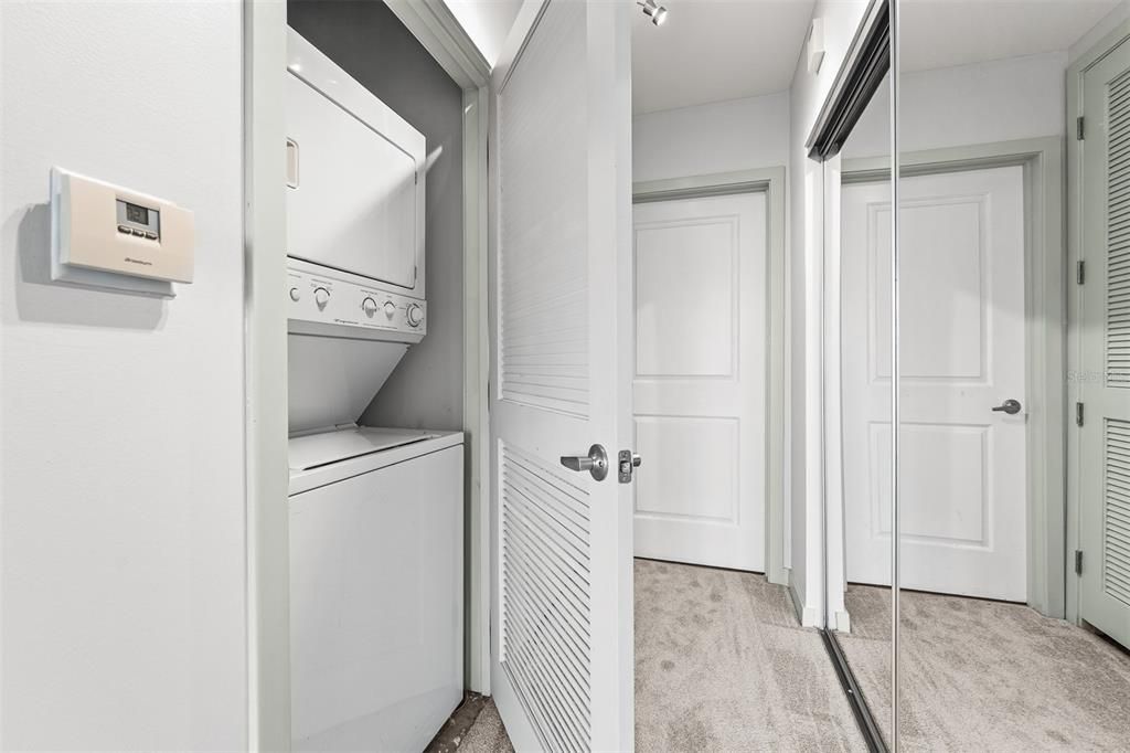 For Sale: $199,900 (1 beds, 1 baths, 615 Square Feet)
