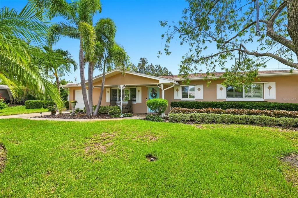 En Venta: $465,000 (2 camas, 2 baños, 1424 Pies cuadrados)