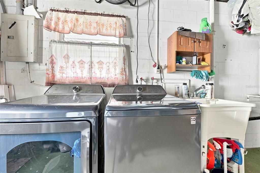 En Venta: $465,000 (2 camas, 2 baños, 1424 Pies cuadrados)