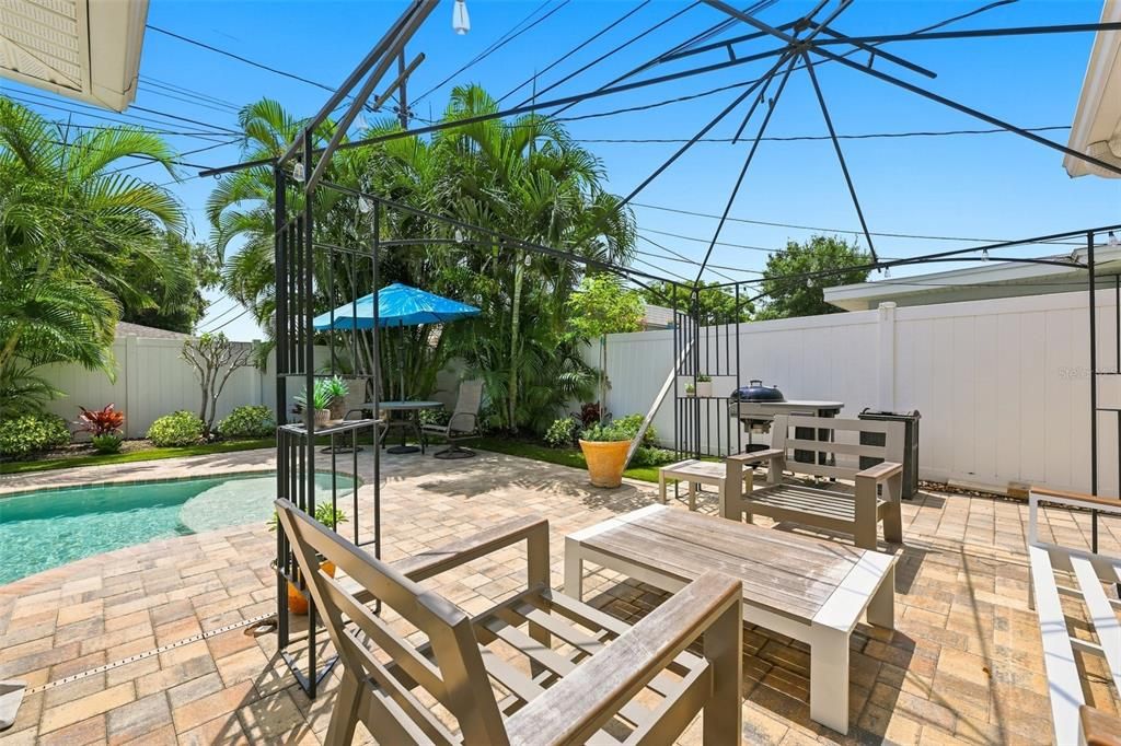 En Venta: $465,000 (2 camas, 2 baños, 1424 Pies cuadrados)