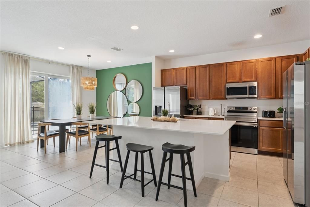 En Venta: $690,000 (8 camas, 6 baños, 3805 Pies cuadrados)