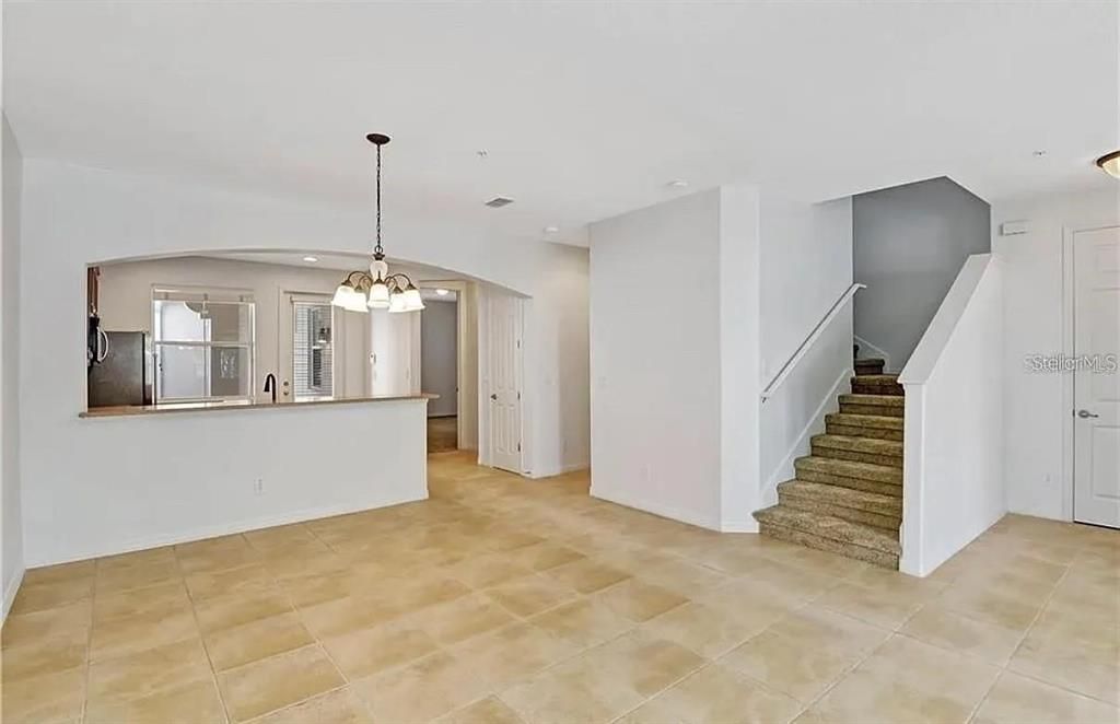 En Renta: $2,700 (3 camas, 2 baños, 1841 Pies cuadrados)