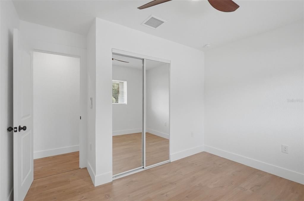 Activo con contrato: $649,900 (3 camas, 2 baños, 1805 Pies cuadrados)