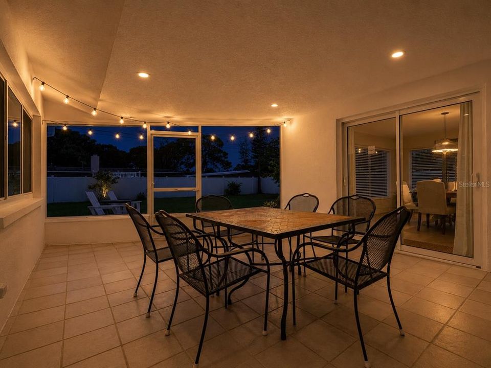 Activo con contrato: $649,900 (3 camas, 2 baños, 1805 Pies cuadrados)