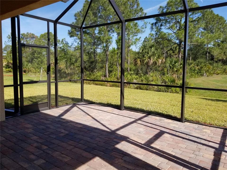 For Rent: $3,100 (4 beds, 3 baths, 2035 Square Feet)