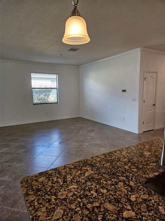 For Rent: $3,100 (4 beds, 3 baths, 2035 Square Feet)