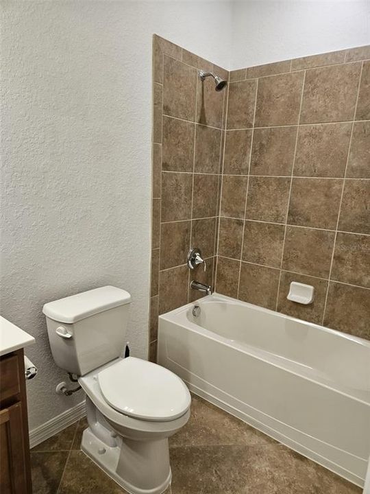 For Rent: $3,100 (4 beds, 3 baths, 2035 Square Feet)