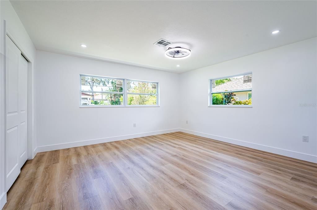 For Sale: $584,900 (4 beds, 3 baths, 1839 Square Feet)