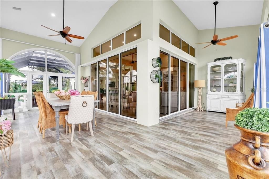 For Sale: $1,850,000 (5 beds, 5 baths, 6597 Square Feet)