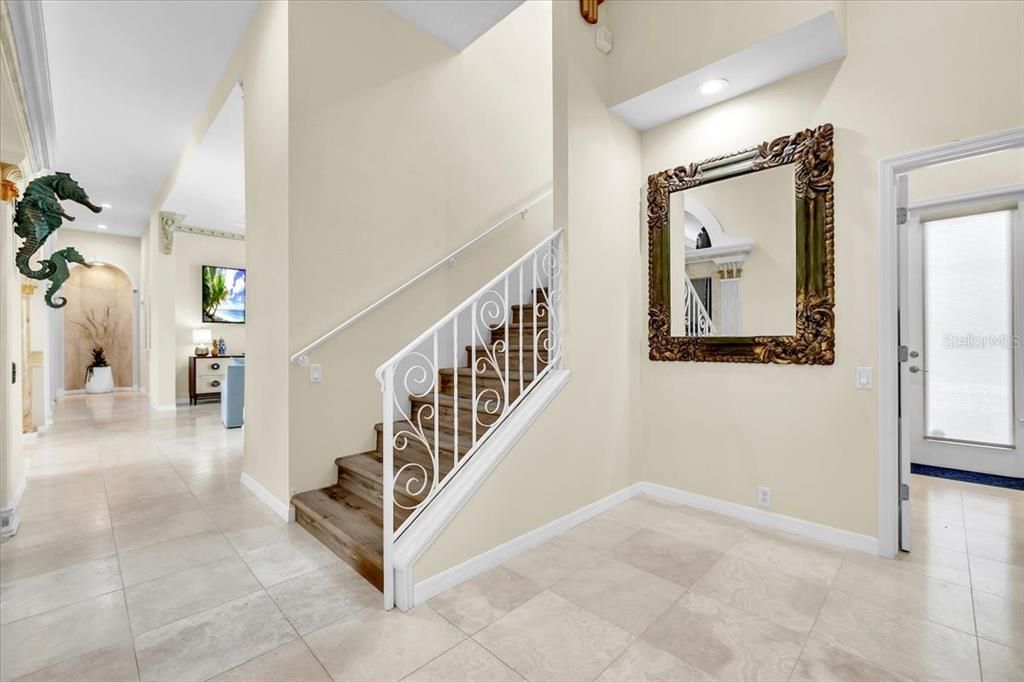 For Sale: $1,850,000 (5 beds, 5 baths, 6597 Square Feet)