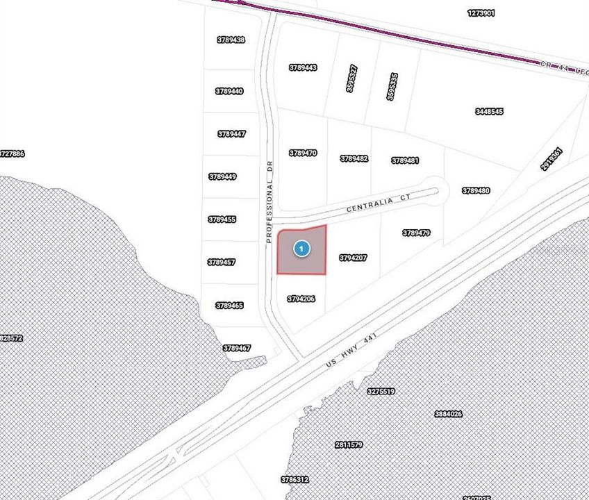 En Venta: $299,900 (0.62 acres)