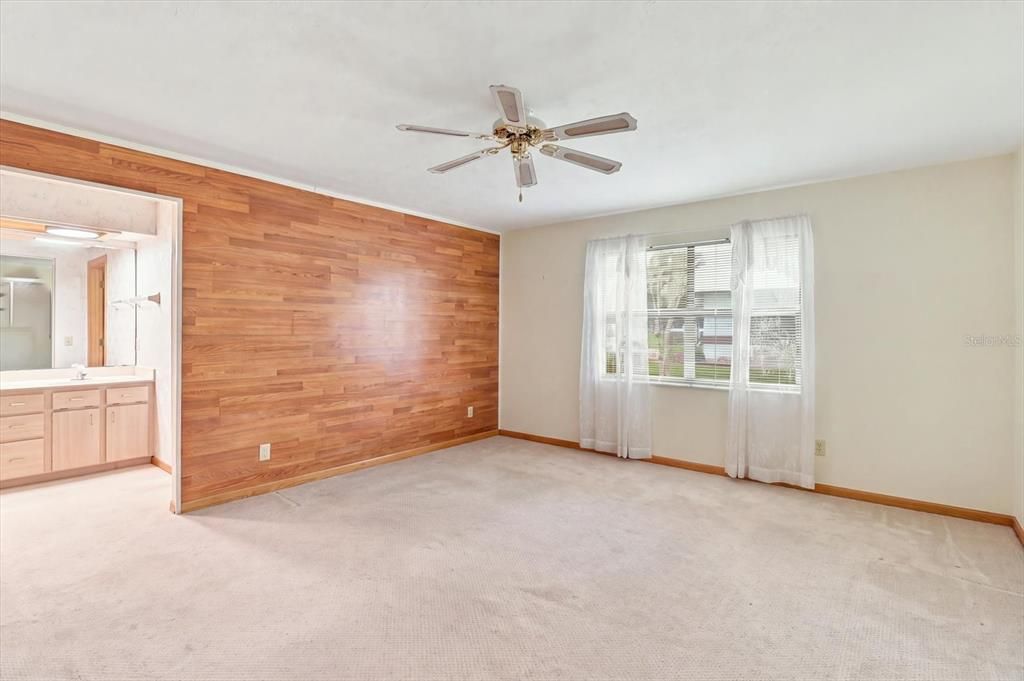 En Venta: $325,950 (3 camas, 2 baños, 1929 Pies cuadrados)