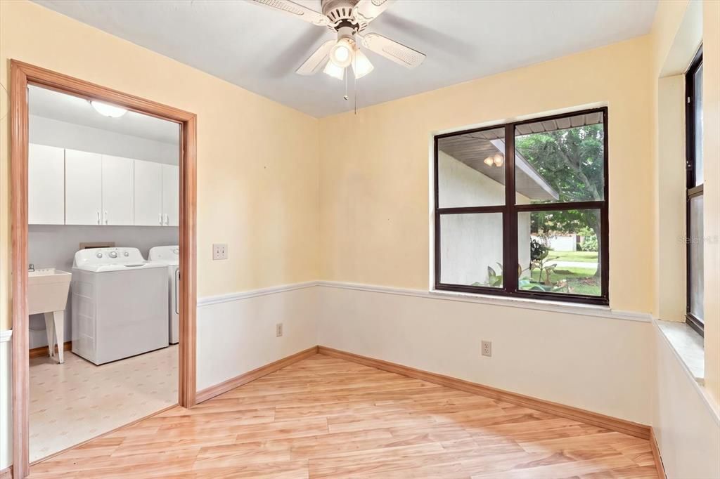 En Venta: $325,950 (3 camas, 2 baños, 1929 Pies cuadrados)