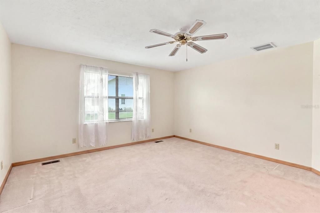 En Venta: $325,950 (3 camas, 2 baños, 1929 Pies cuadrados)