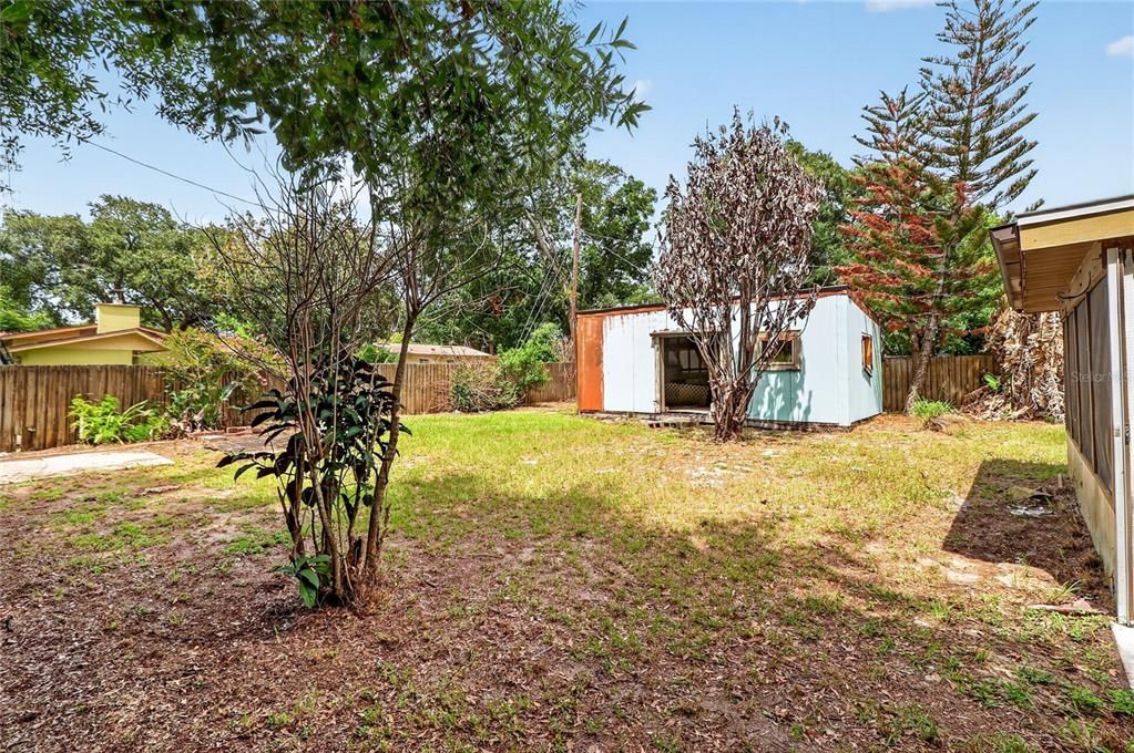 На продажу: $219,000 (3 спален, 2 ванн, 1600 Квадратных фут)