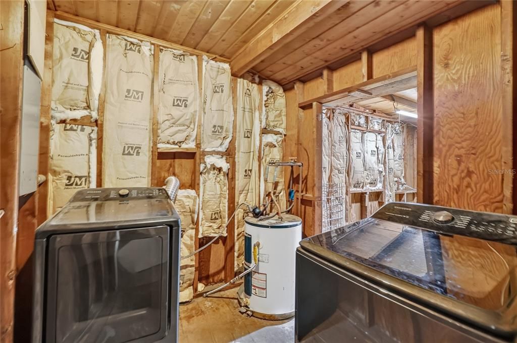 На продажу: $219,000 (3 спален, 2 ванн, 1600 Квадратных фут)