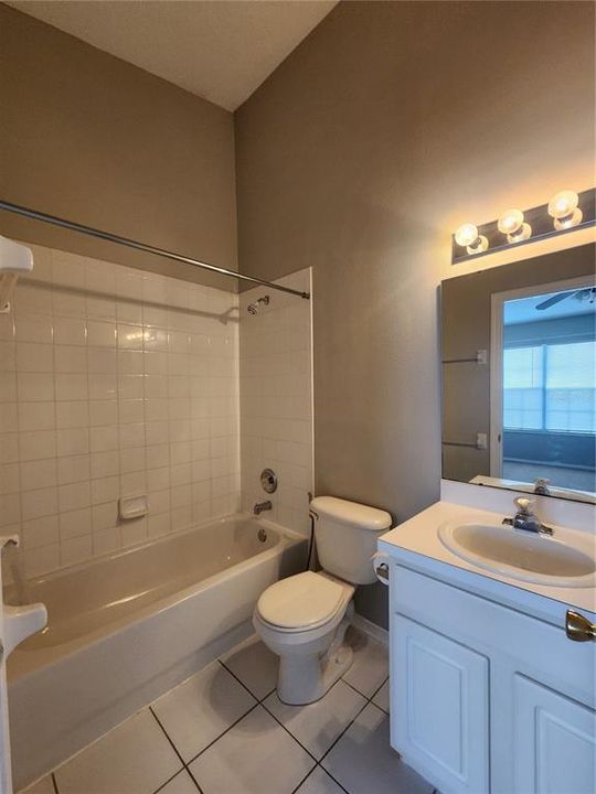 For Rent: $1,800 (2 beds, 2 baths, 1184 Square Feet)