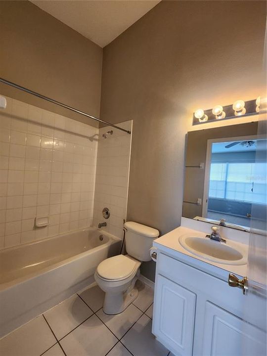 For Rent: $1,800 (2 beds, 2 baths, 1184 Square Feet)