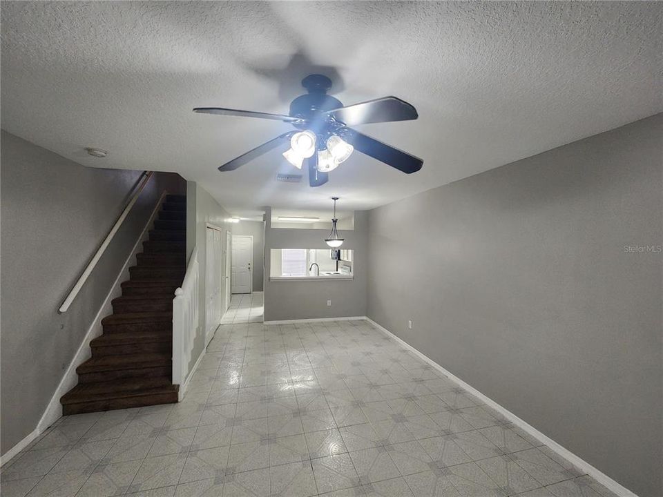 For Rent: $1,800 (2 beds, 2 baths, 1184 Square Feet)