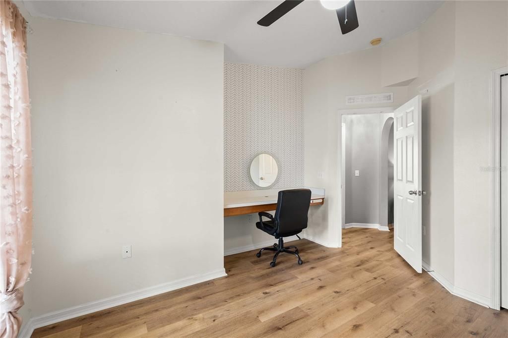 For Sale: $315,000 (4 beds, 2 baths, 1874 Square Feet)