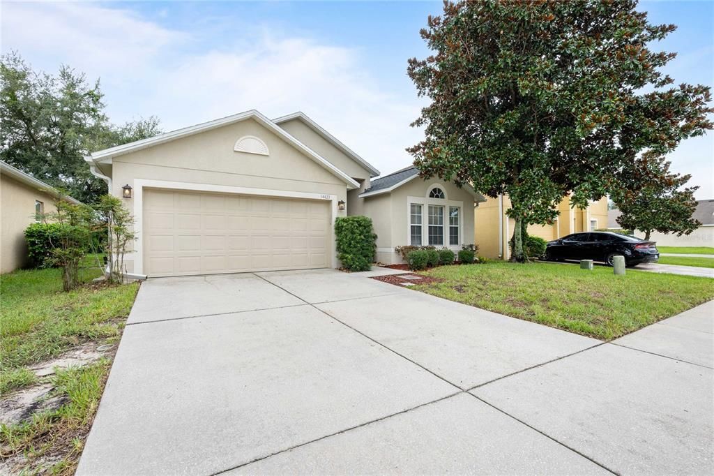 For Sale: $315,000 (4 beds, 2 baths, 1874 Square Feet)