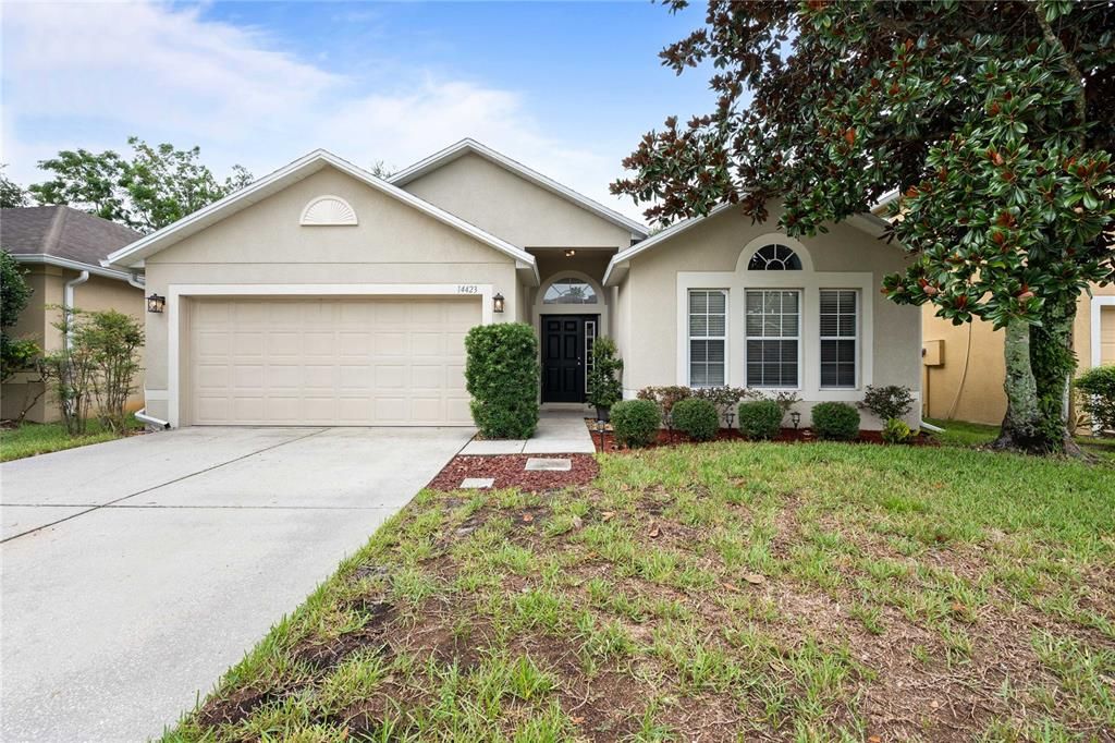 For Sale: $315,000 (4 beds, 2 baths, 1874 Square Feet)