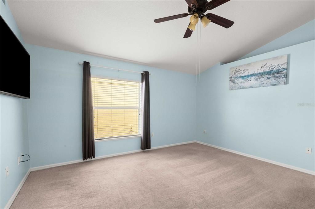 For Sale: $315,000 (4 beds, 2 baths, 1874 Square Feet)