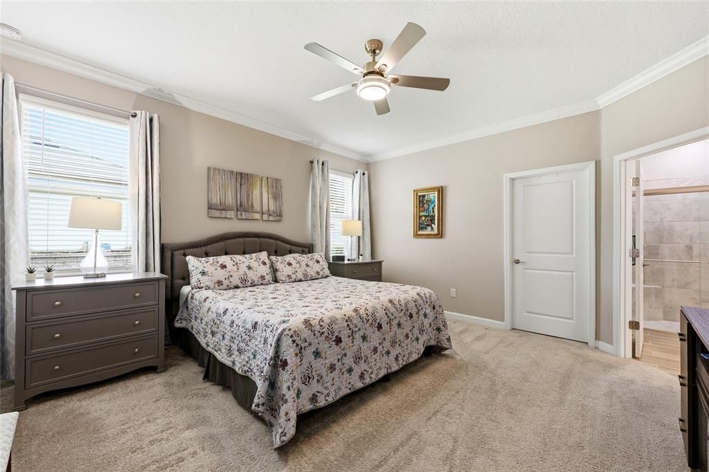 Active With Contract: $395,000 (3 beds, 2 baths, 2136 Square Feet)