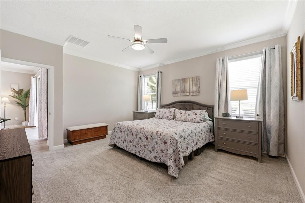 Active With Contract: $395,000 (3 beds, 2 baths, 2136 Square Feet)