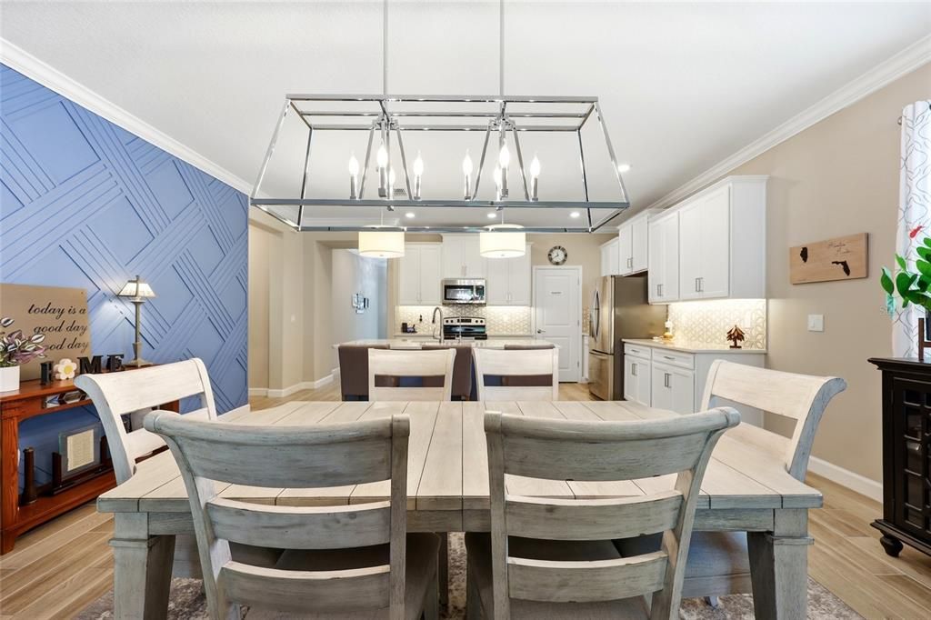 Active With Contract: $395,000 (3 beds, 2 baths, 2136 Square Feet)