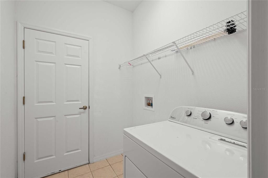 For Sale: $305,000 (4 beds, 2 baths, 1303 Square Feet)