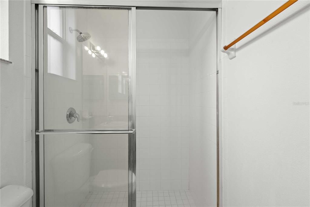 For Sale: $305,000 (4 beds, 2 baths, 1303 Square Feet)