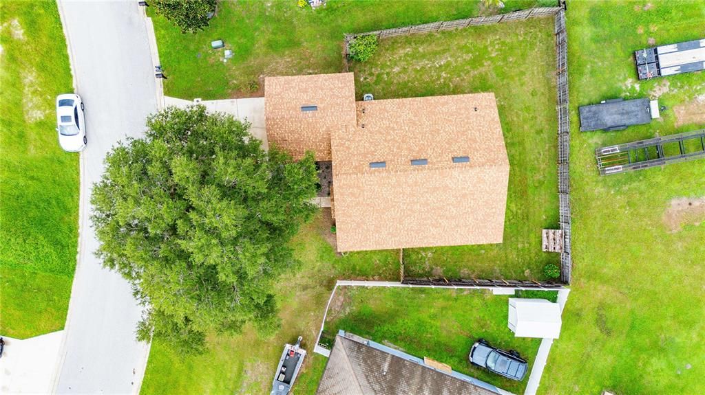 For Sale: $305,000 (4 beds, 2 baths, 1303 Square Feet)