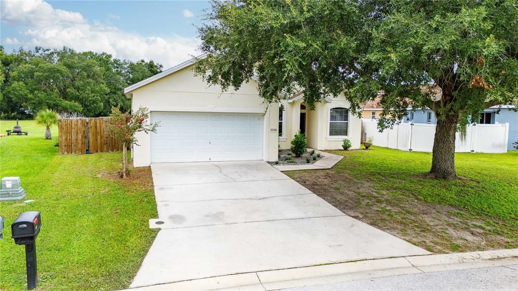 For Sale: $305,000 (4 beds, 2 baths, 1303 Square Feet)