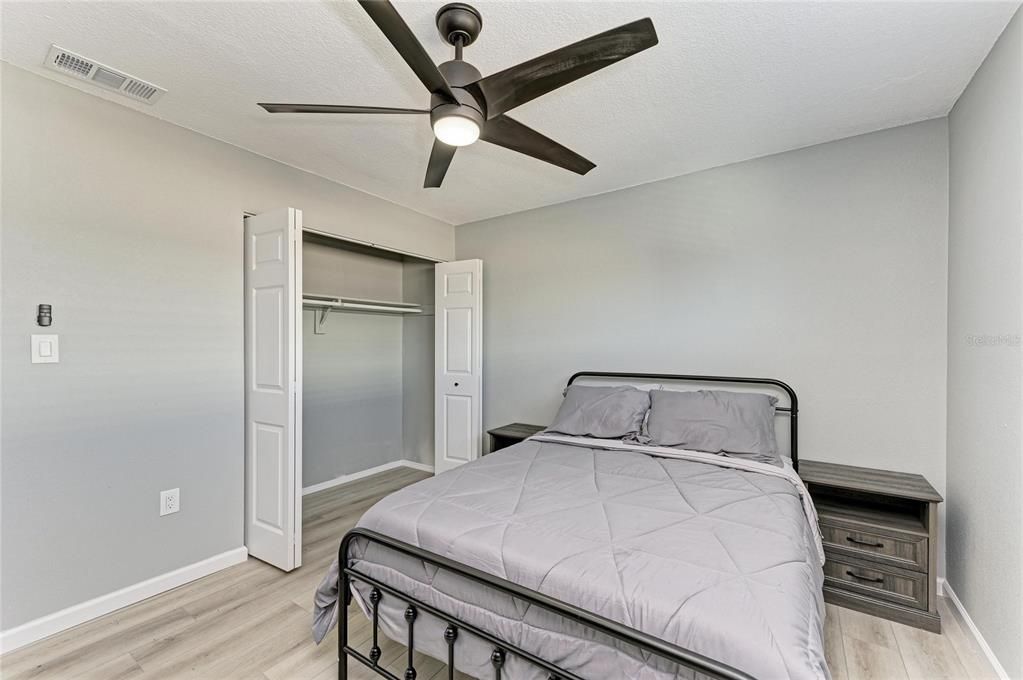 For Sale: $179,000 (2 beds, 2 baths, 812 Square Feet)