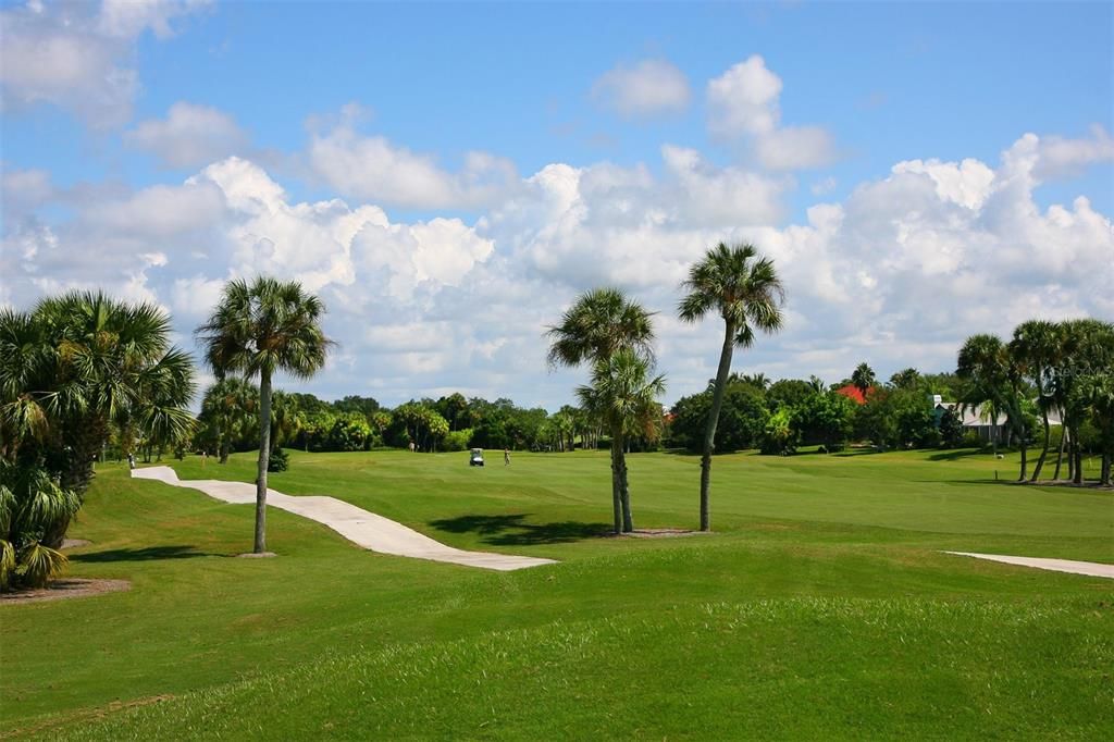 For Sale: $179,000 (2 beds, 2 baths, 812 Square Feet)