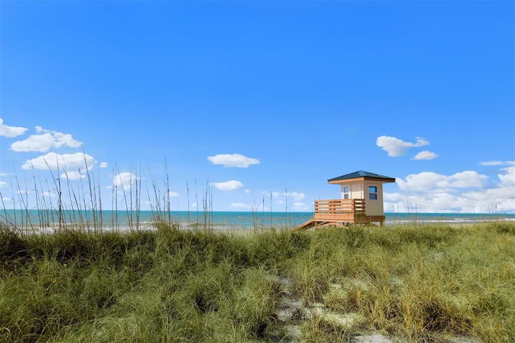 For Sale: $179,000 (2 beds, 2 baths, 812 Square Feet)