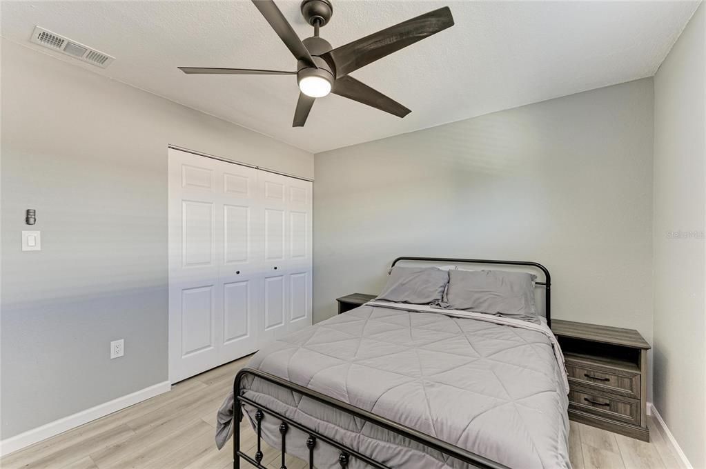 For Sale: $179,000 (2 beds, 2 baths, 812 Square Feet)