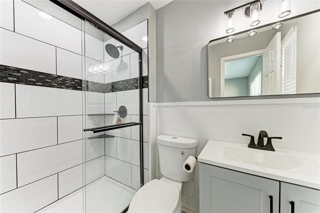 For Sale: $179,000 (2 beds, 2 baths, 812 Square Feet)