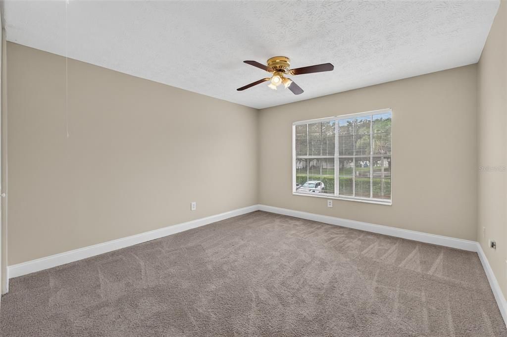 For Rent: $1,600 (2 beds, 2 baths, 994 Square Feet)