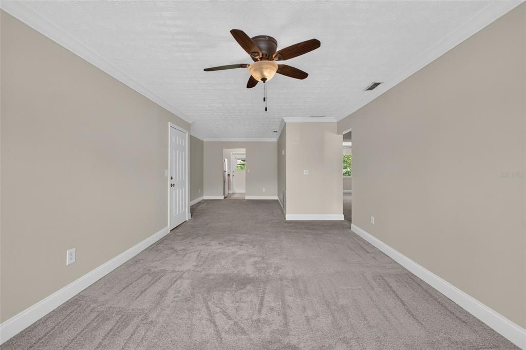 For Rent: $1,600 (2 beds, 2 baths, 994 Square Feet)
