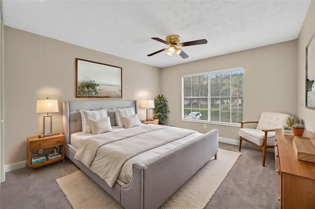 For Rent: $1,600 (2 beds, 2 baths, 994 Square Feet)