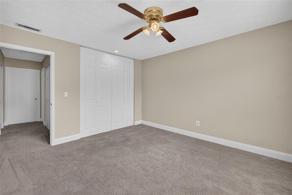 For Rent: $1,600 (2 beds, 2 baths, 994 Square Feet)
