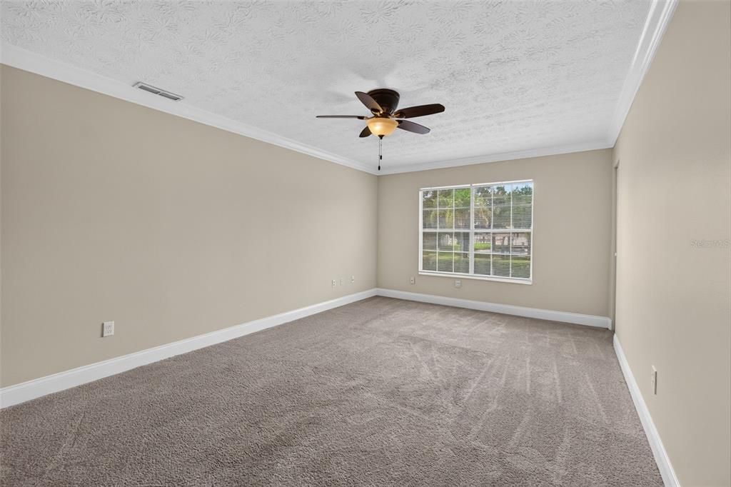 For Rent: $1,600 (2 beds, 2 baths, 994 Square Feet)