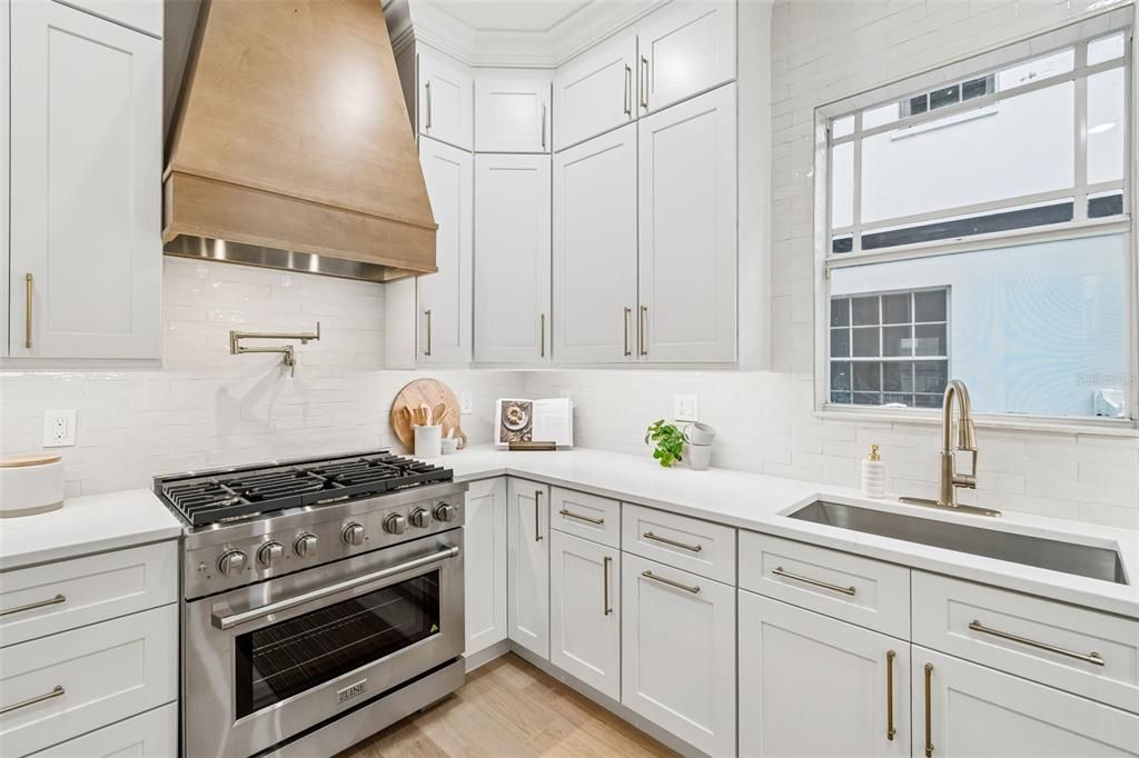 En Venta: $1,449,000 (4 camas, 3 baños, 3138 Pies cuadrados)