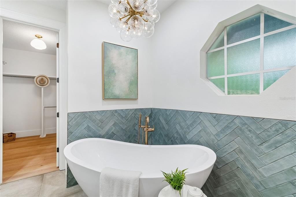 En Venta: $1,449,000 (4 camas, 3 baños, 3138 Pies cuadrados)